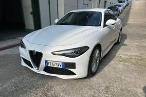 Alfa Romeo Giulia 2.2 Turbodiesel 180 CV AT8 Busin