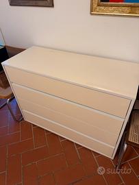 Cassettiera