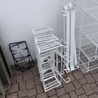 Supporto per piante in metallo per uso interno ed