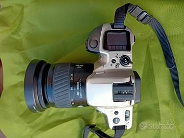 macchina fotografica dynax  500 si a pellicola 35 