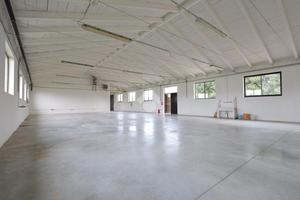 CAPANNONE A SANDRIGO