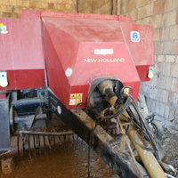 New holland D710
