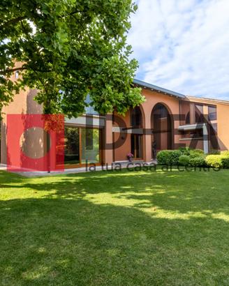 VILLA DI PRESTIGIO POSTIOMA CENTRO RIF" UPA1"