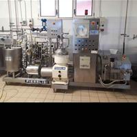 imbottigliatrice latte 