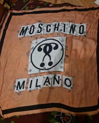 Foulard Moschino in Modal e kashmir