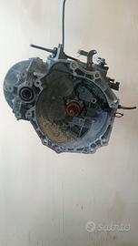 Cambio Opel Astra 1.6 CDTI 6M anno 2016