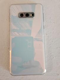 SAMSUNG S10e