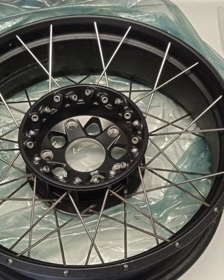 CERCHIO RAGGI POSTERIORE NERO BMW R1200/1250 GS