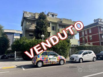 3 LOCALI A RIMINI