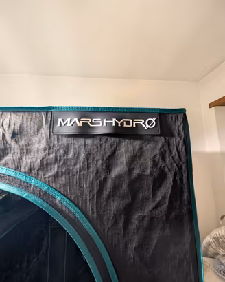 Mars hydro 120x120x200 grow tent