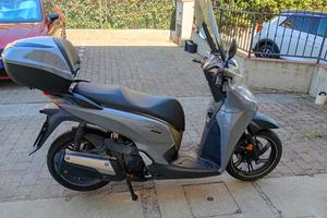 Honda SH 300 Air Force 