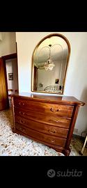 Comò vintage in legno massello con specchiera