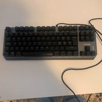 Gaming x Trust esclusiva americana  Callaz