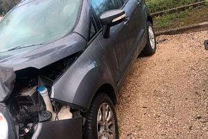 Ford eco sport (1500diesel)