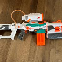 NERF TRI-STRIKE 