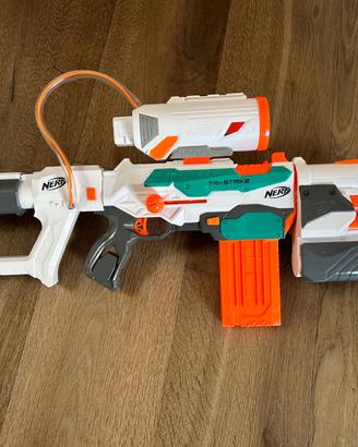 NERF TRI-STRIKE 