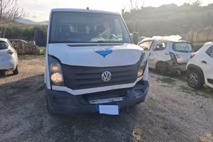 VW CRAFTER 2.0 SINISTRATO 9 POSTI MARCIANTE