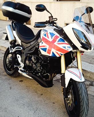 Triumph Tiger 1050 