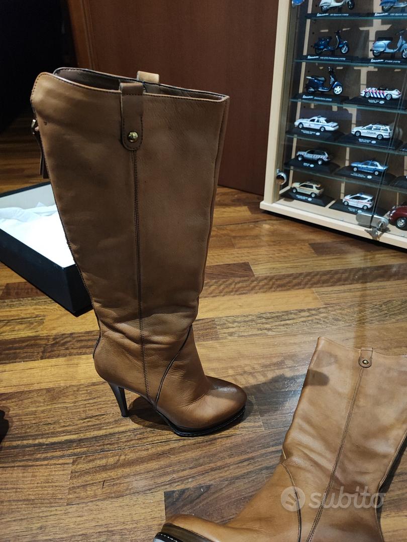 Stivali marca Cinti Abbigliamento e Accessori In vendita a Pescara