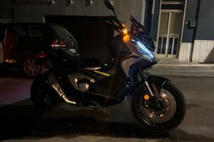 Honda X-adv 750 special edition