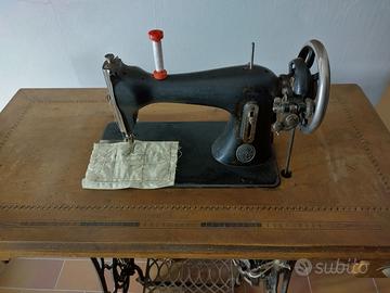 Macchina da cucire EXCELLA