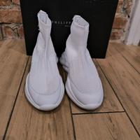 Philipp Pleine White 43