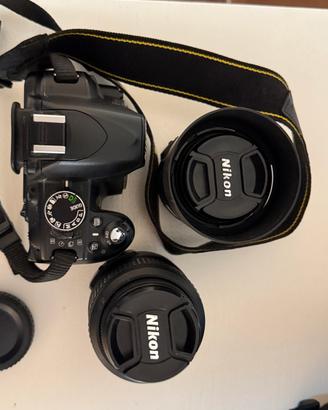 Nikon D3100 + 2 obiettivi (18-55 VR + 40mm Macro)