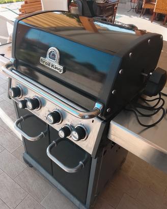  Broil King REGAL 490, € 1000 prezzo trattabile  