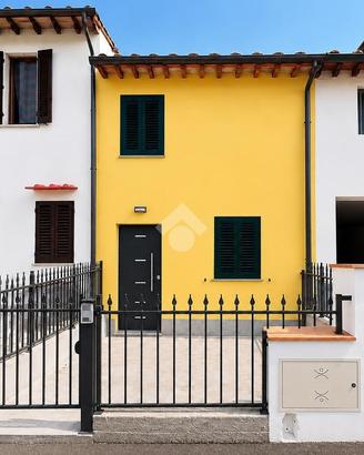 CASA INDIPENDENTE A CAMPI BISENZIO