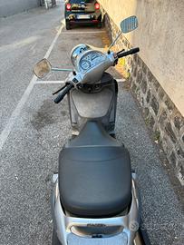 Beverly 500