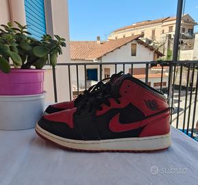 Nike Jordan 1 Mid Banned-Size 38.5-Uomo