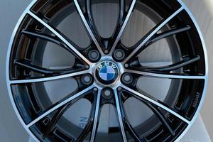 Cerchi in lega bmw r18