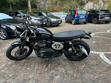 Triumph scrambler 900