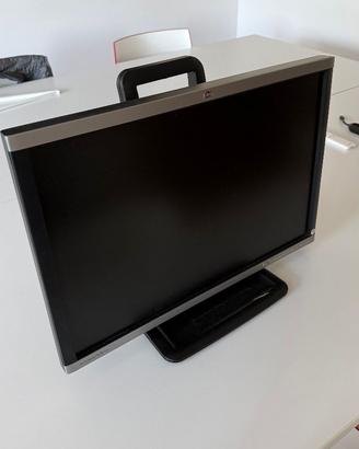 Monitor HP LA22205WG da 22 pollici