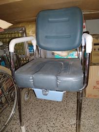 sedia comoda con WC