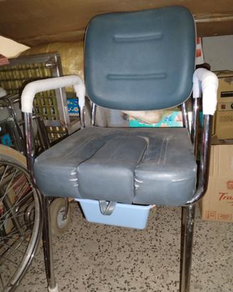 sedia comoda con WC