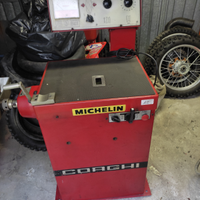 Equilibratrice gomme moto