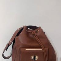 OLTRE borsa in vera pella