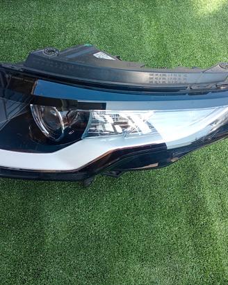 Land Rover velar paraurti stop vetri