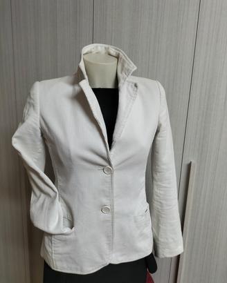 Giacca bianca elegante e raffinata