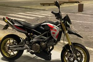 Aprilia Dorsoduro 750 per neopatentati