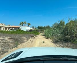 Terreno fronte mare