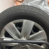 Gomme invernali complete  per  t-roc