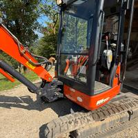 Escavatore Kubota 3a3