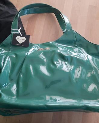 Borsa vernice
