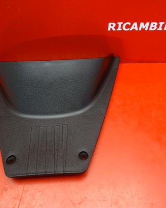 CARENA PEDANA YAMAHA BOOSTER