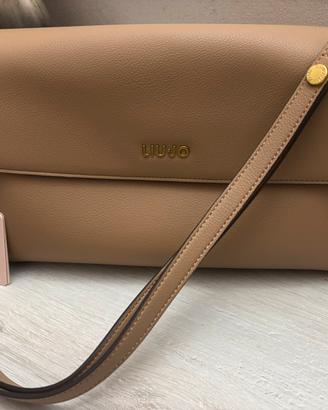 Borsa Liujo marrone nuova mai usata