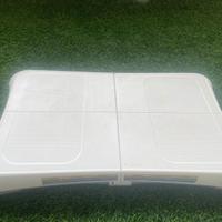 NINTENDO  WII FIT BALANCE BOARD & WII FIT
