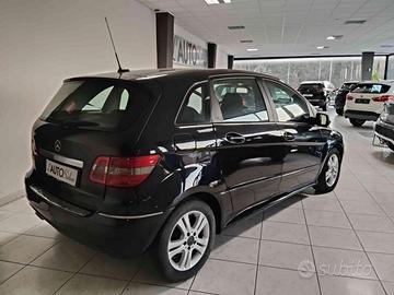 MERCEDES-BENZ B 160 BlueEFFICIENCY Premium