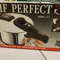 pentola a pressione nuova